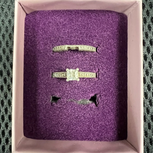 Wedding Ring Set - Picture 5 of 5